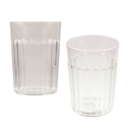 CLEAR TUMBLER.